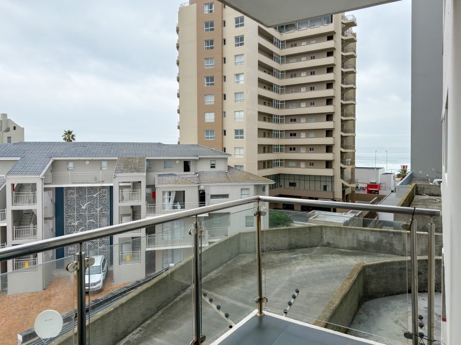 3 Bedroom Property for Sale in Table View Western Cape